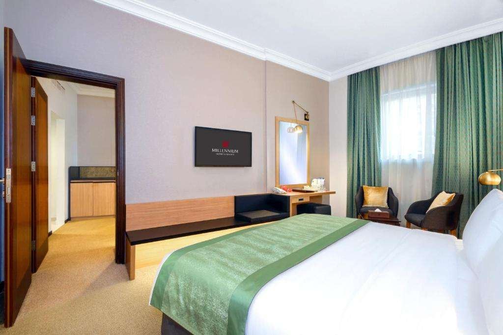Premium Umrah Package for 14 nights